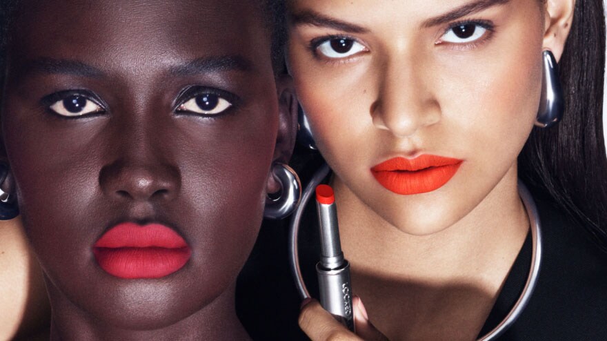 Models wearing lipstick for KISSPROOF + WATERPROOF benefits.